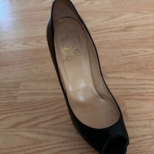 christian louboutin black peep toe heels paris Size 40